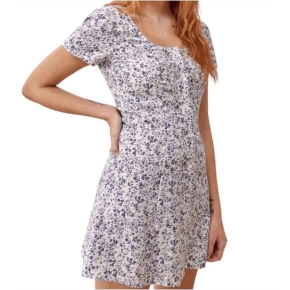 Reformation Mini Fitted Skater Dress in Blue & White Floral Size 8 - Picture 11 of 11
